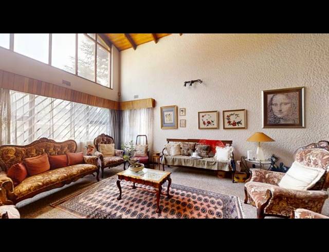 5 BEDROOM HOUSE FOR SALE IN PARKHILL GARDENS